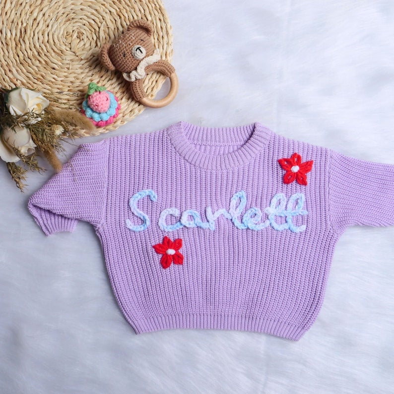 Handgestrickter personalisierter Strickpullover aus 100% Baumwolle | Babyliebling